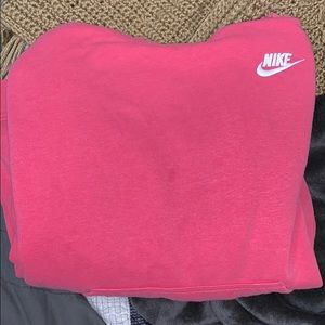 nike sweatshirt